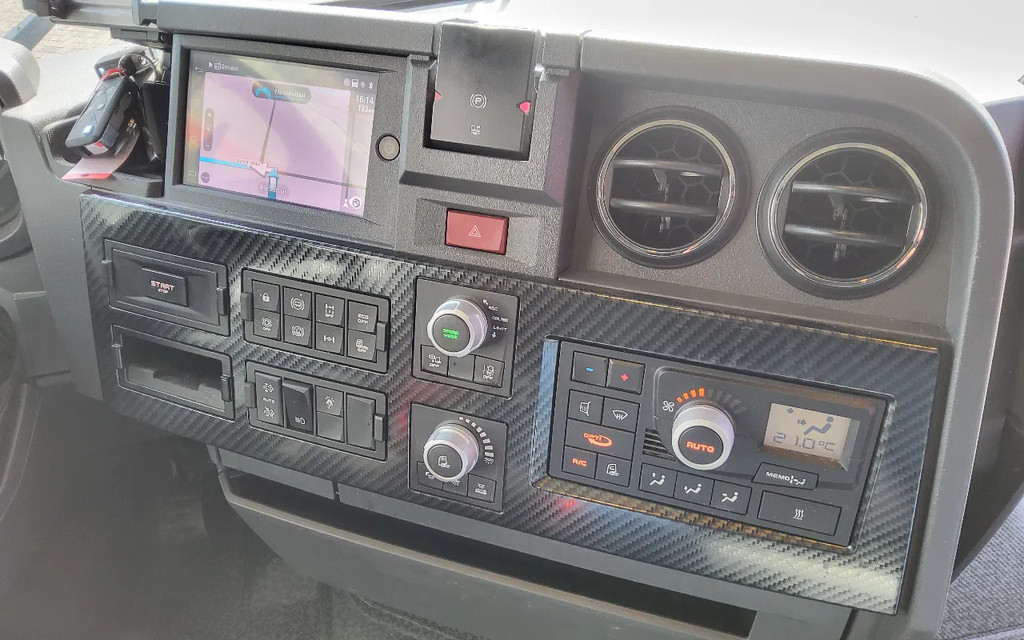 Renault T HIGH 480 SLEEPER 4x2 480 PK ZWART - EURO 6 - 25-BSP-8 - LUCHTGEVEERDE VOORAS 17