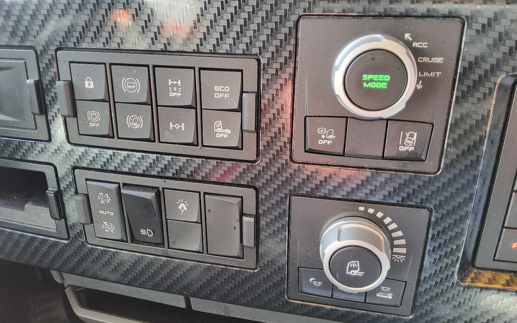 Renault T HIGH 480 SLEEPER 4x2 480 PK ZWART - EURO 6 - 25-BSP-8 - LUCHTGEVEERDE VOORAS 19