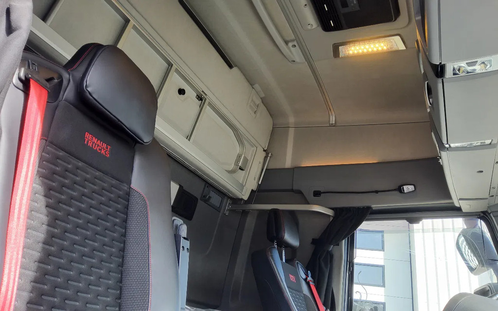 Renault T HIGH 480 SLEEPER 4x2 480 PK ZWART - EURO 6 - 25-BSP-8 - LUCHTGEVEERDE VOORAS 21