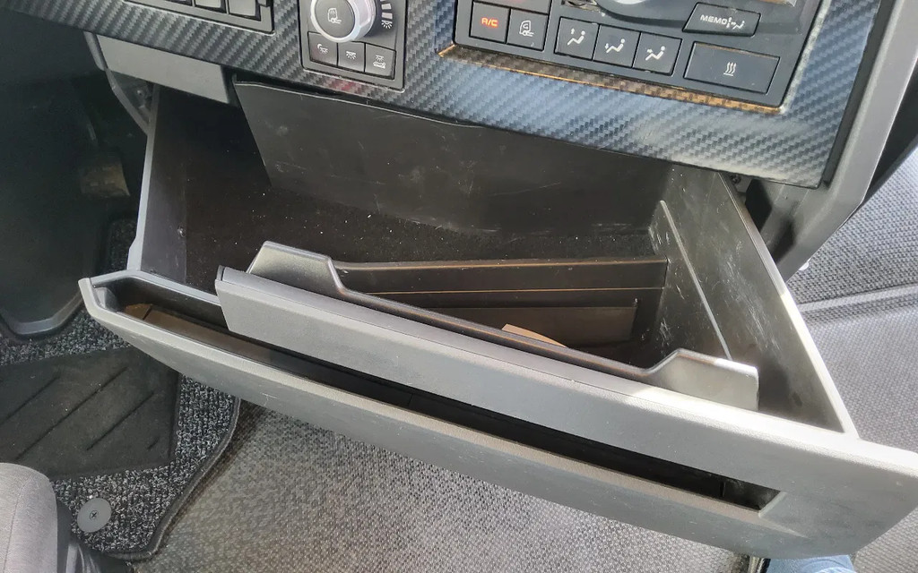 Renault T HIGH 520 SLEEPER 4x2 - 13 LITER - EURO 6 - VF610A364ND030945 17