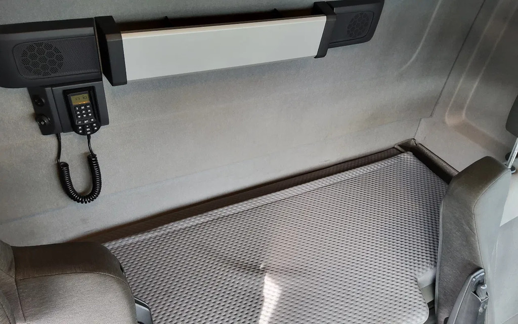 Renault T HIGH 520 SLEEPER 4x2 - 13 LITER - EURO 6 - VF610A364ND030945 21