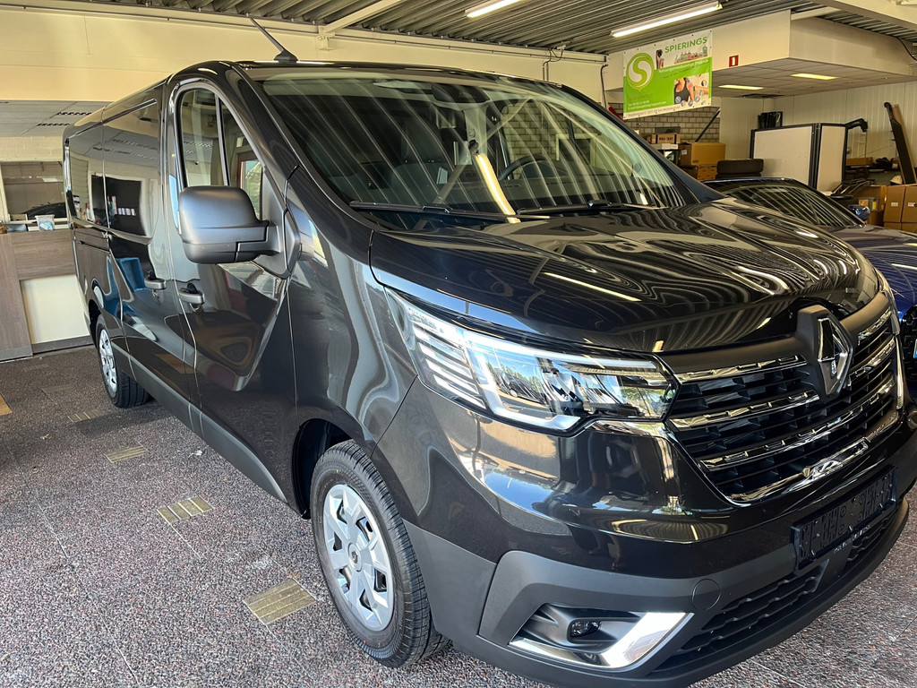 Renault TRAFIC 2.0 Blue dCi 130 T30 L2H1 Advance 10