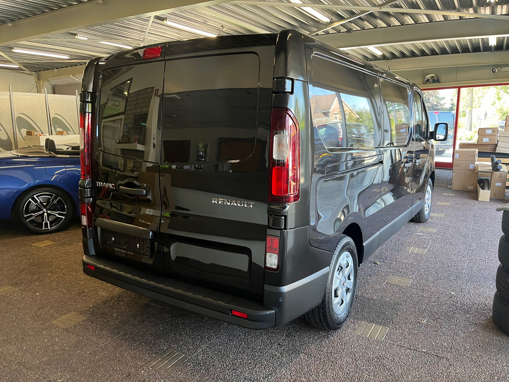 Renault TRAFIC 2.0 Blue dCi 130 T30 L2H1 Advance 11