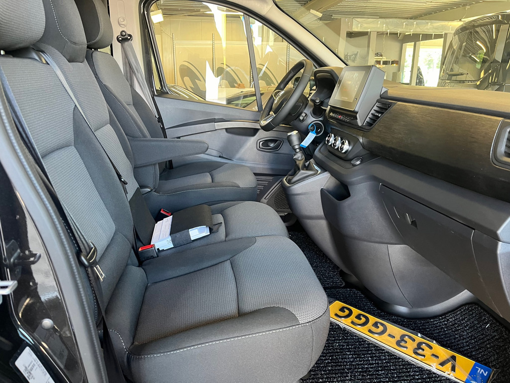 Renault TRAFIC 2.0 Blue dCi 130 T30 L2H1 Advance 17