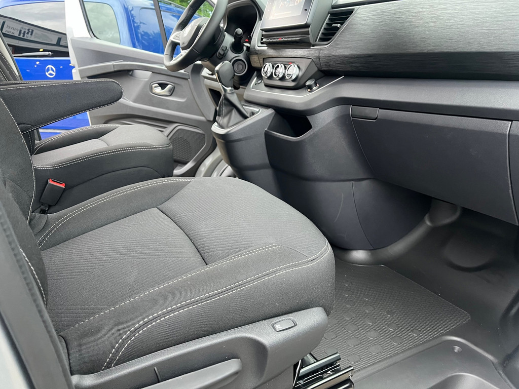 Renault TRAFIC 2.0 DCI EDC 170 PK AUT T29 L2H1 Extra DC SPORT 16