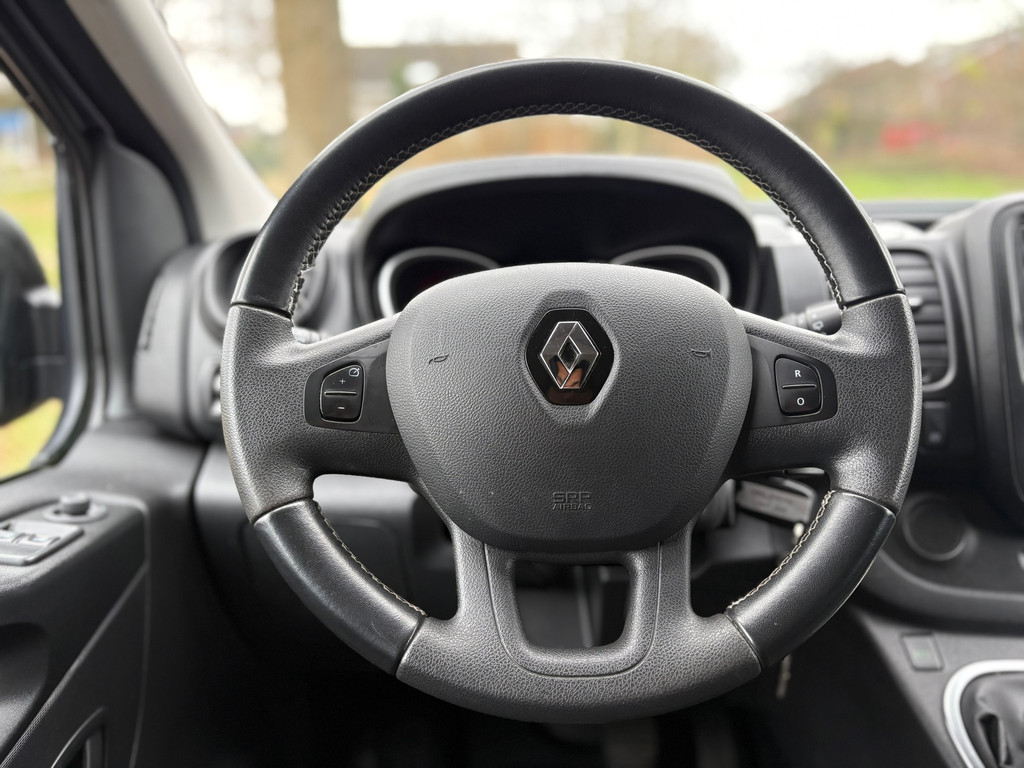 Renault TRAFIC 2.0 dCi 145PK L2H1|EURO6|AUTOMAAT|airco|cruise|achteruitrijcamera|LED|trekhaak|drie zitplaatsen|elektrisch pakket 20