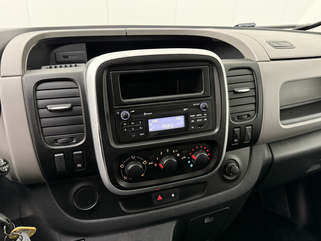 Renault Trafic 1.6DCI 145PK Lang | Imperiaal | Airco | Betimmering 17