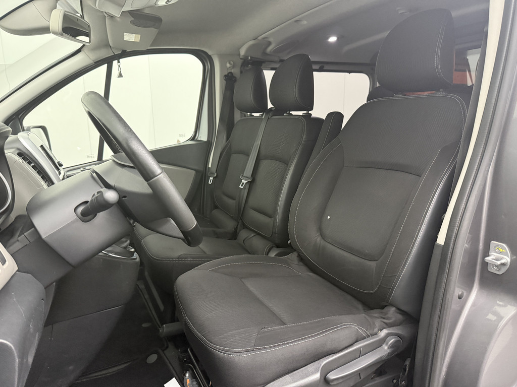 Renault Trafic 1.6DCi 125PK Luxe Lang Dubbele Cabine | 6-Persoons | Euro 6 | Multimedia | Airco | Camera | Trekhaak 21