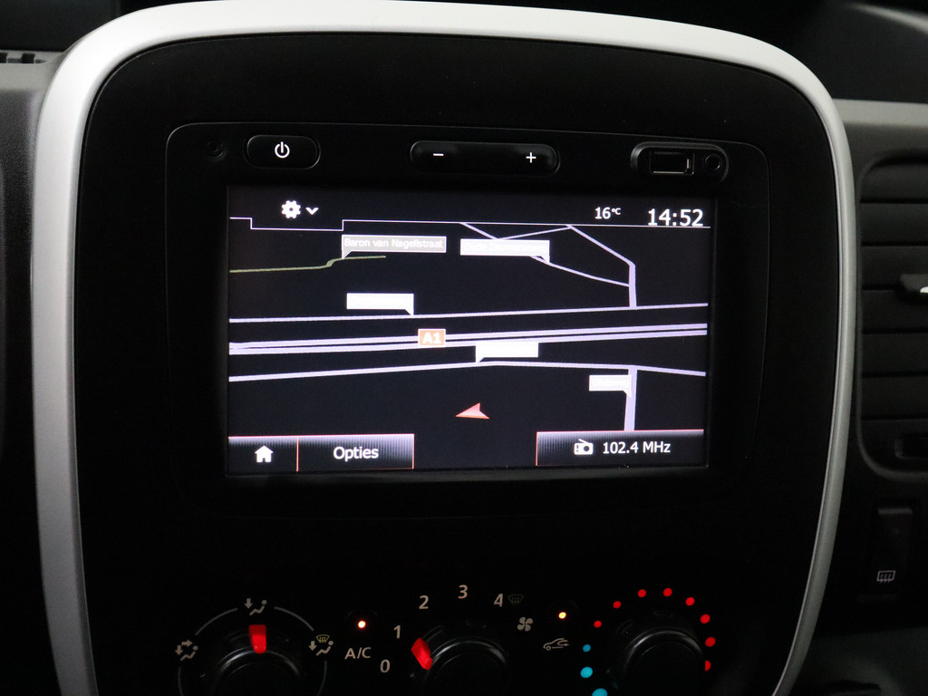 Renault Trafic 1.6DCi Lang Comfort Energy | Navigatie | Camera | Airco | 3-Persoons | Betimmering 18