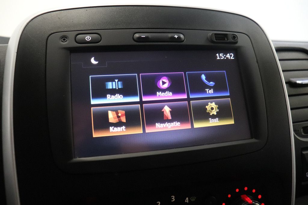 Renault Trafic 1.6 dCi - Airco - Navi - Cruise - â¬6.950,- Excl. btw 8