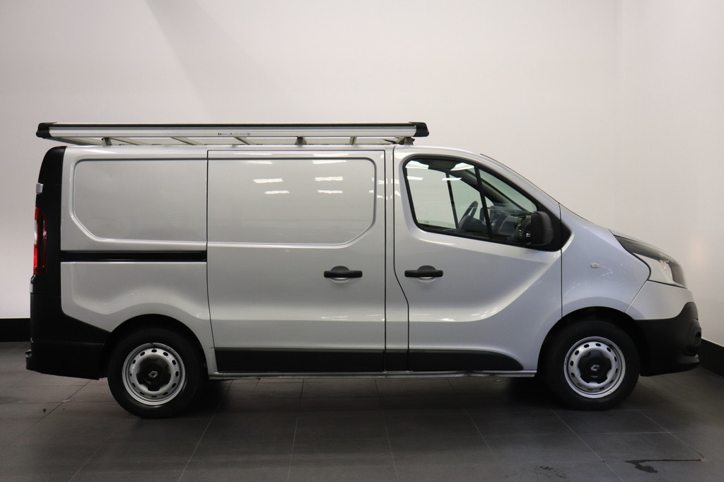 Renault Trafic 1.6 dCi 120PK EURO 6 - Airco - Cruise - PDC - Imperiaal - ⬠9.950,- Excl. 12
