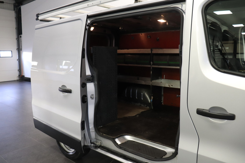 Renault Trafic 1.6 dCi 120PK EURO 6 - Airco - Cruise - PDC - Imperiaal - ⬠9.950,- Excl. 13