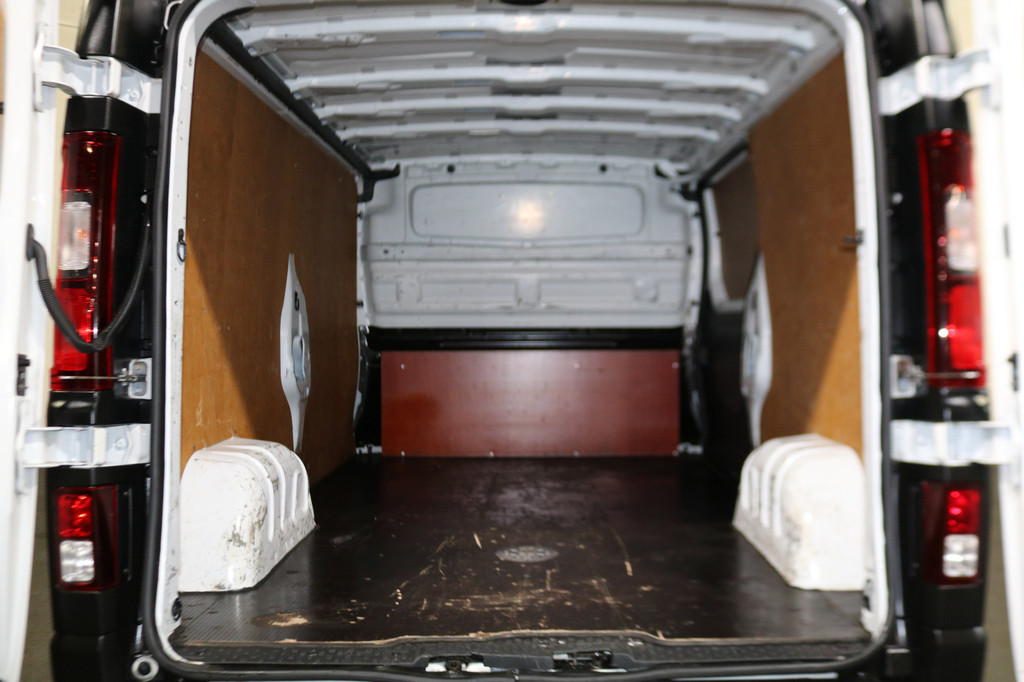 Renault Trafic 1.6 dCi 120pk L2 H1 Airco Trekhaak 14