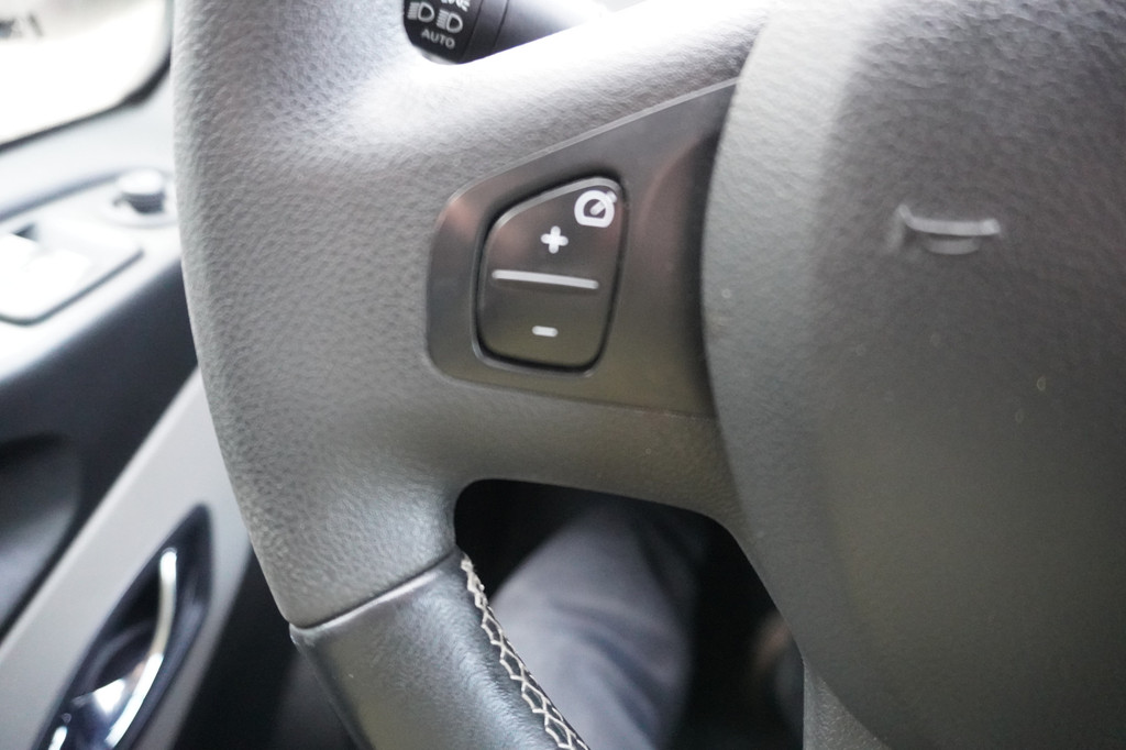 Renault Trafic 1.6 dCi 122PK T29 L2H1 Luxe Nr. V013 | Airco | Cruise | Navi | Camera 17