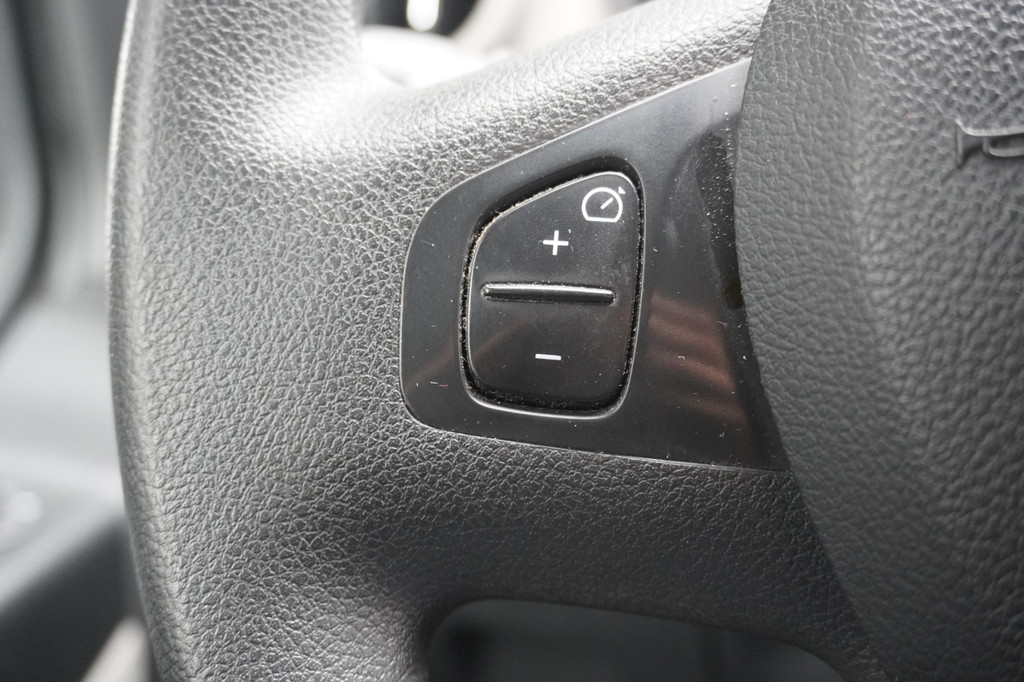 Renault Trafic 1.6 dCi 125PK EURO 6 - Airco - Cruise - Trekhaak - â¬12.499,- Excl. 15