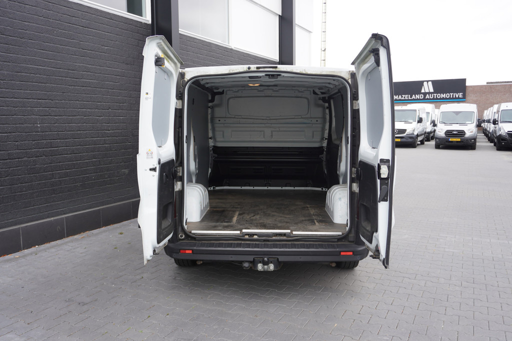 Renault Trafic 1.6 dCi 125PK EURO 6 - Airco - Cruise - Trekhaak - â¬12.499,- Excl. 8