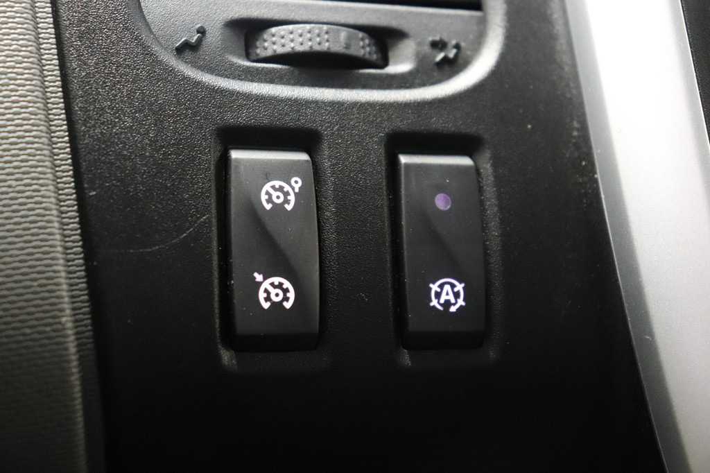 Renault Trafic 1.6 dCi 125PK EURO 6 - Airco - Navi - Cruise - ⬠12.499,- Excl. 18