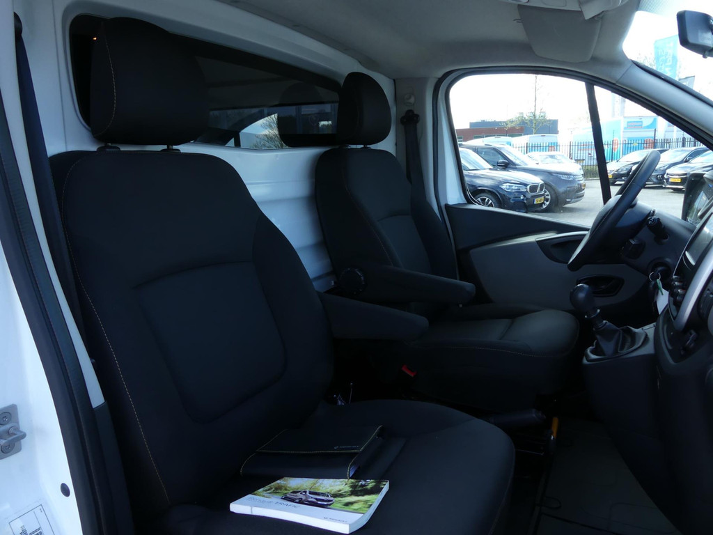 Renault Trafic 1.6 dCi 125PK L1 Luxe Energy / NAV / CRUISE / TREKHAAK 11