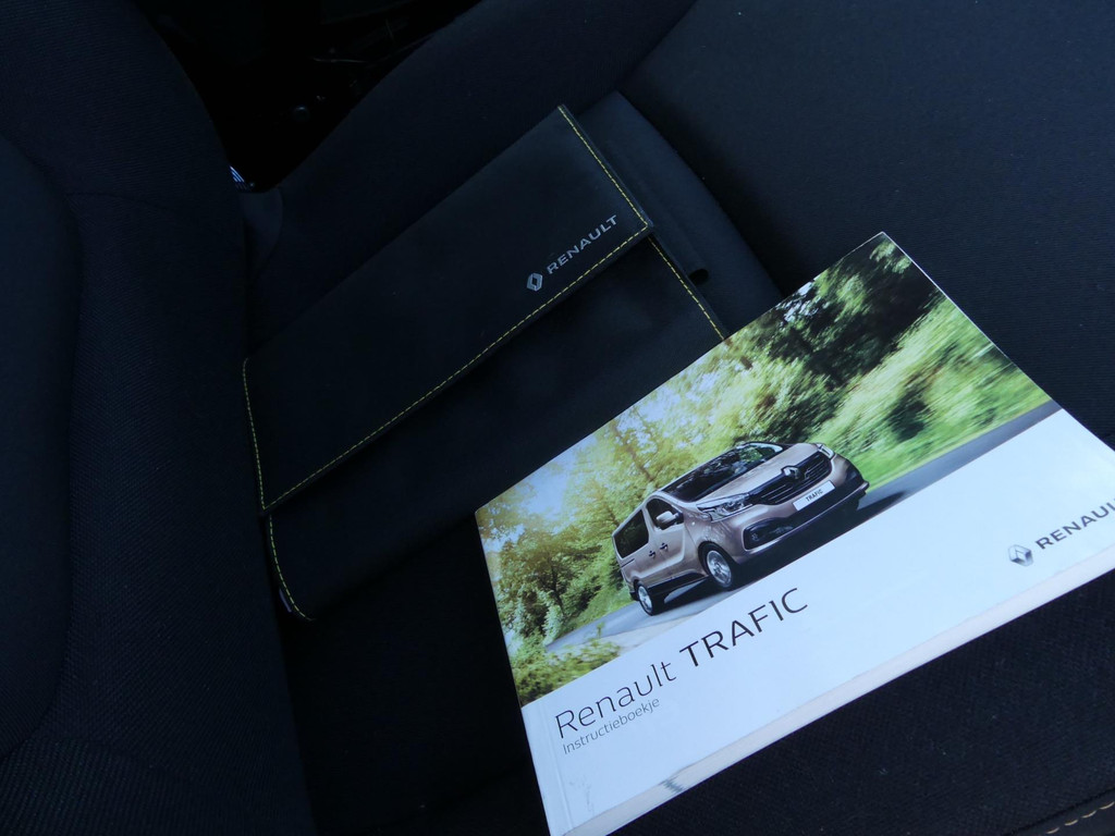 Renault Trafic 1.6 dCi 125PK L1 Luxe Energy / NAV / CRUISE / TREKHAAK 12
