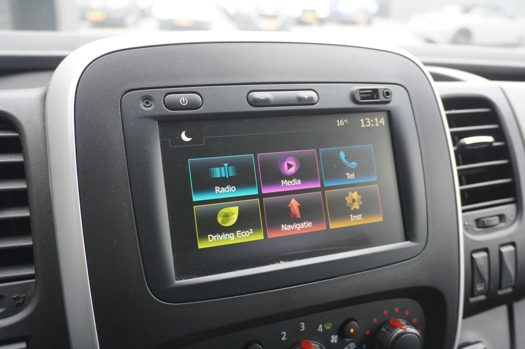 Renault Trafic 1.6 dCi 125PK L2 2x Schuif EURO 6 - Airco - Navi - Cruise - ⬠11.950,- Excl. 11