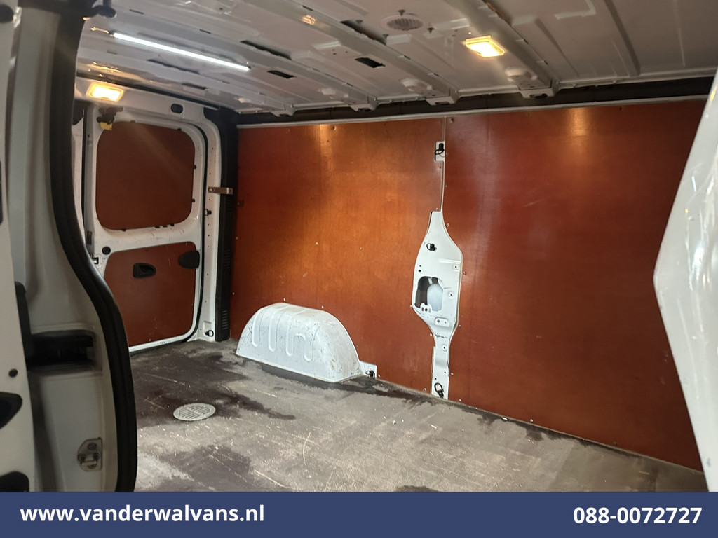 Renault Trafic 1.6 dCi 126pk L2H1 Euro6 Airco | Imperiaal | Camera | Navigatie | Cruisecontrol | Trekhaak Parkeersensoren, Bijrijdersbank 12
