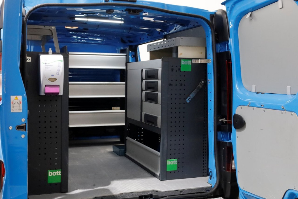 Renault Trafic 1.6 dCi E6 L1H1 Comfort Inrichting/230V/2x Schuifdeur 09-2017 13