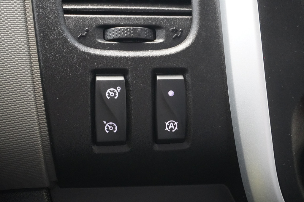 Renault Trafic 1.6 dCi EURO 6 - Airco - Cruise - Navi - ⬠11.950,- Excl. 13