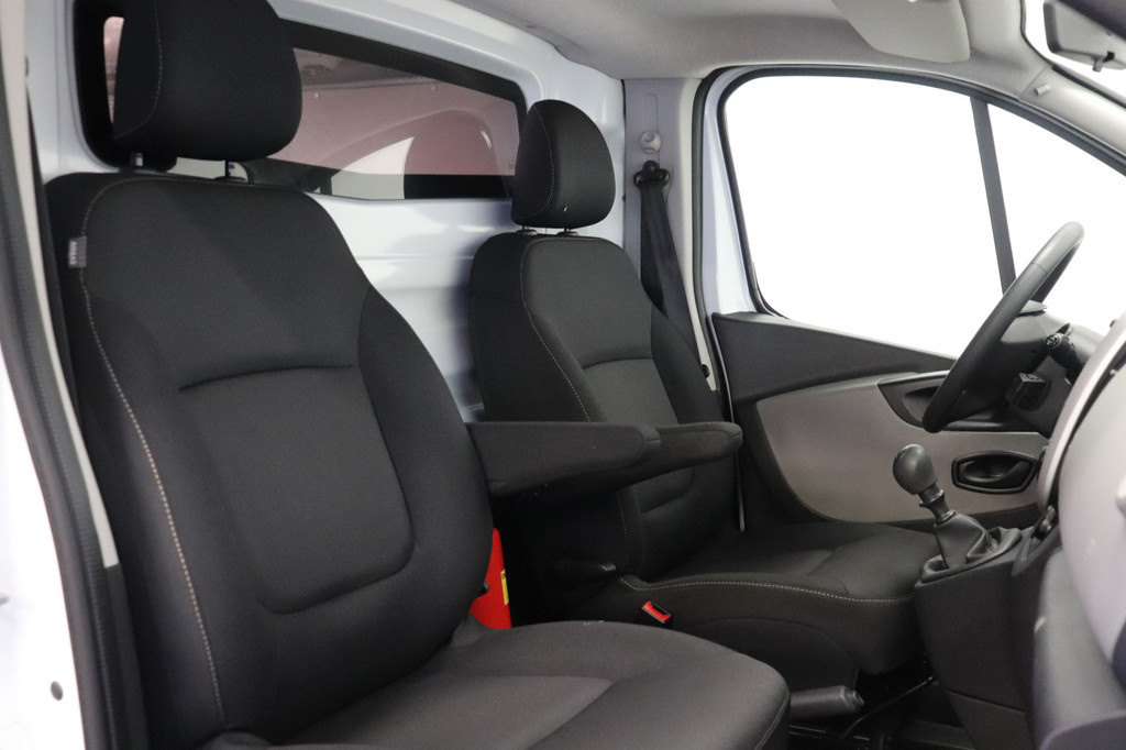 Renault Trafic 1.6 dCi EURO 6 - Airco - Cruise - Navi - ⬠11.950,- Excl. 7