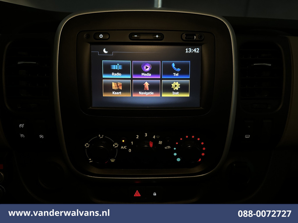 Renault Trafic 1.6 dCi L1H1 Euro6 Airco | Navigatie | Cruisecontrol | Trekhaak | Parkeersensoren Bijrijdersbank 13