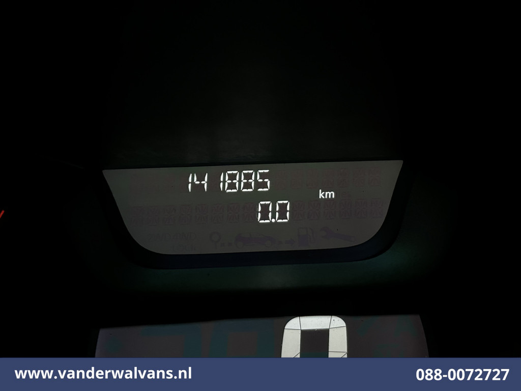 Renault Trafic 1.6 dCi L1H1 Euro6 Airco | Navigatie | Cruisecontrol | Trekhaak | Parkeersensoren Bijrijdersbank 19