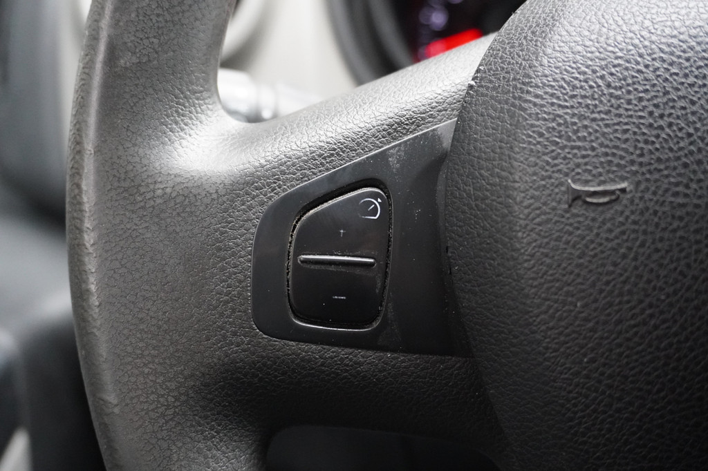 Renault Trafic 1.6 dCi L2 EURO 6 - Airco - Cruise - Trekhaak - â¬10.900,- Excl. 13