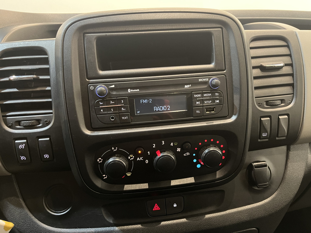 Renault Trafic 1.6 dCi L2H2 125 PK Servicebus / Inrichting / Euro 6 / 2X Schuifdeur / Airco / Cruise Control / PDC / Trekhaak / 96.200 KM !! 9