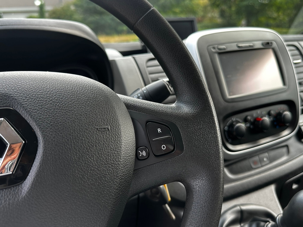 Renault Trafic 1.6 dCi T27 L1H1 Comfort Energy, MARGE, AIRCO, CRUISE, NAVI, TREKHAAK, 3 ZITPLAATSEN, 19