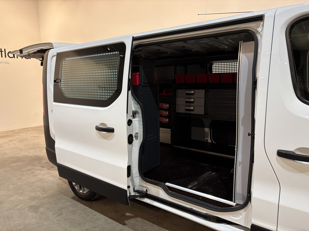 Renault Trafic 1.6 dCi T29 L2H1 125 PK Servicebus / Modul-System / Victron 220v / Airco / Cruise control / Schuifdeur L+R 21