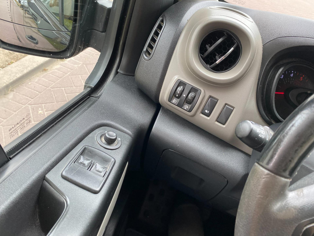 Renault Trafic 1.6 dCi T29 L2H1 * 2019 * 154.399 KM NAP * Euro6 * Airco * Navigatie * Cruise Control * Navigatie * Camera * PDC * 10