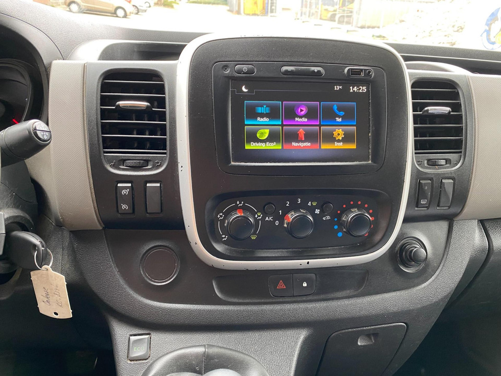 Renault Trafic 1.6 dCi T29 L2H1 * 2019 * 154.399 KM NAP * Euro6 * Airco * Navigatie * Cruise Control * Navigatie * Camera * PDC * 11