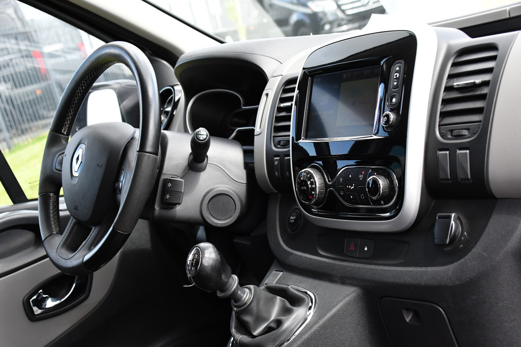 Renault Trafic 1.6 dCi T29 L2H1 DC Formula Edition Camera, Cruise, 145pk, 2 x Schuifdeur, Leder, multimedia, Clima, Trekhaak, Uniek! 13