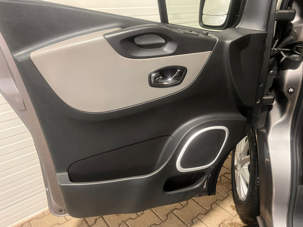 Renault Trafic 1.6 dCi T29 L2H1 DC Formula Edition Energy zeer nette bus lederen bekleding VVB447 18