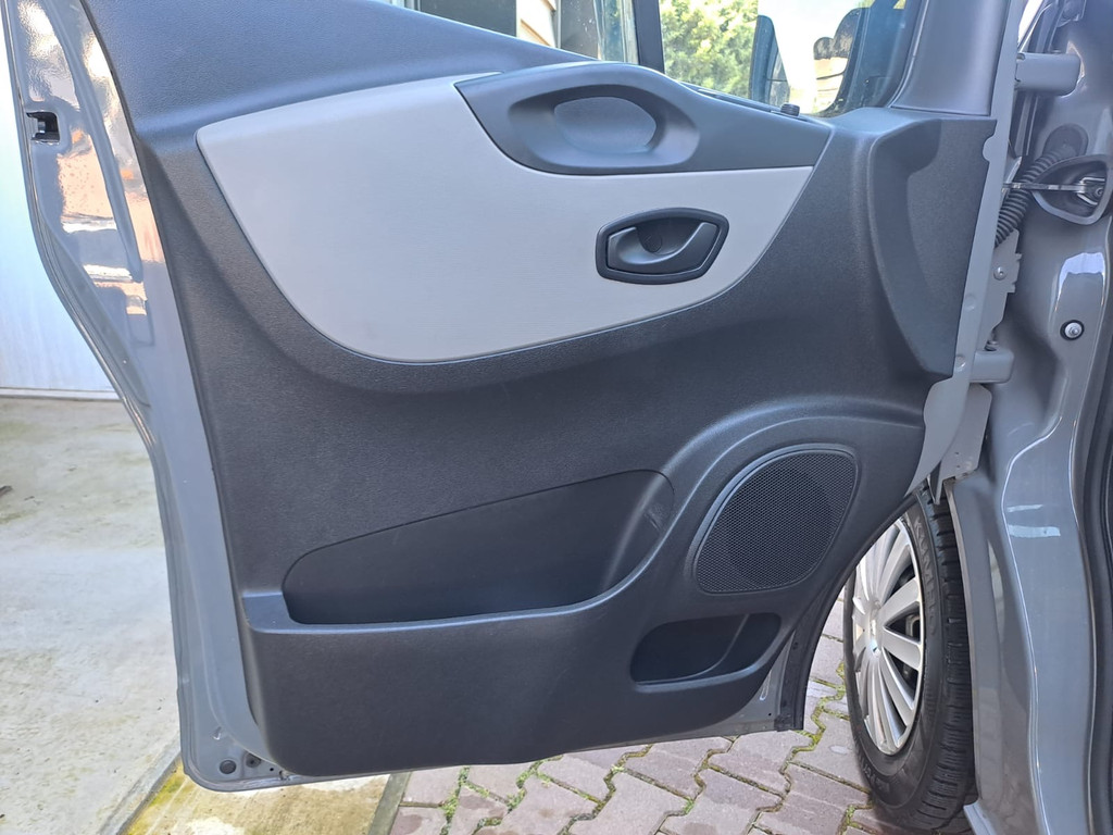 Renault Trafic 1.6 dCi T29 L2H1 Dubbele cabine | Airco | Bluetooth | Elektrisch pakket | Trekhaak | 16