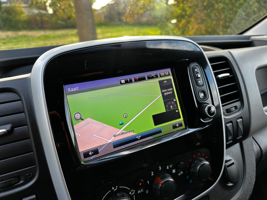 Renault Trafic 1.6 dCi T29 L2H1 Turbo|140PK|NAP|airco|cruise|navi|trekhaak|bluetooth|drie zitplaatsen 17