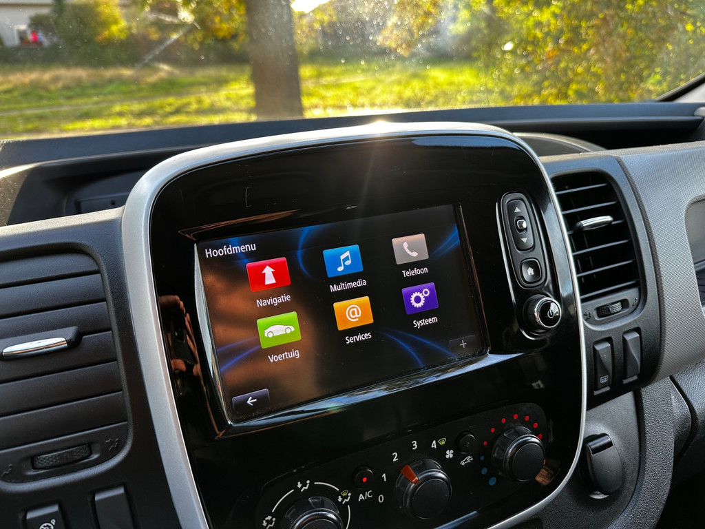 Renault Trafic 1.6 dCi T29 L2H1 Turbo|140PK|NAP|airco|cruise|navi|trekhaak|bluetooth|drie zitplaatsen 18