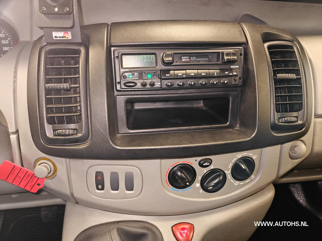 Renault Trafic 1.9 dCi L1H1 , Apk Aug. 2026 , Marge Geen btw , Zeer nette staat. 1e eig. 12