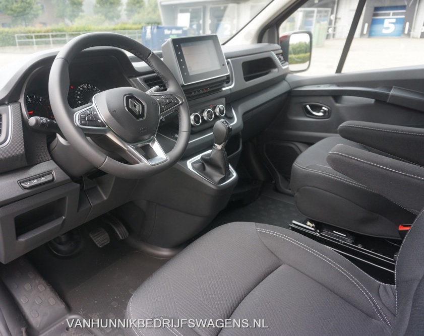 Renault Trafic 170PK L2H1 LUXE DC EDC AUT BPM VRIJ!! Climate, Navi, Camera, ACC, 17 LM, LED!! NR. 434 8