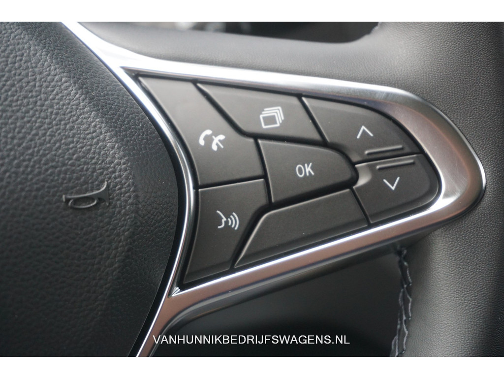 Renault Trafic 170PK L2H1 LUXE DC EDC AUT BPM VRIJ!! Climate, Navi, Camera, ACC, 17 LM, LED!! NR. 901 18