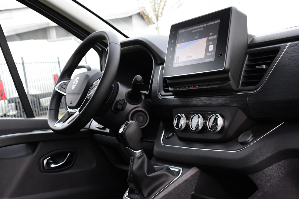 Renault Trafic 2.0 170 L2H1 Extra DC Facelift! 3 x Leverbaar, Virtual, Cruise, Carplay, Stoelverwarming, Clima, Automaat, LED, 170PK, 2 x Schuifdeur, Uniek! 13