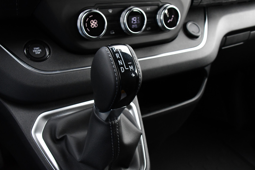 Renault Trafic 2.0 170 L2H1 Extra DC Facelift! 3 x Leverbaar, Virtual, Cruise, Carplay, Stoelverwarming, Clima, Automaat, LED, 170PK, 2 x Schuifdeur, Uniek! 16