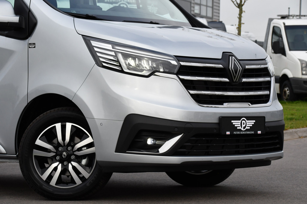 Renault Trafic 2.0 170 L2H1 Extra DC Facelift! 3 x Leverbaar, Virtual, Cruise, Carplay, Stoelverwarming, Clima, Automaat, LED, 170PK, 2 x Schuifdeur, Uniek! 8
