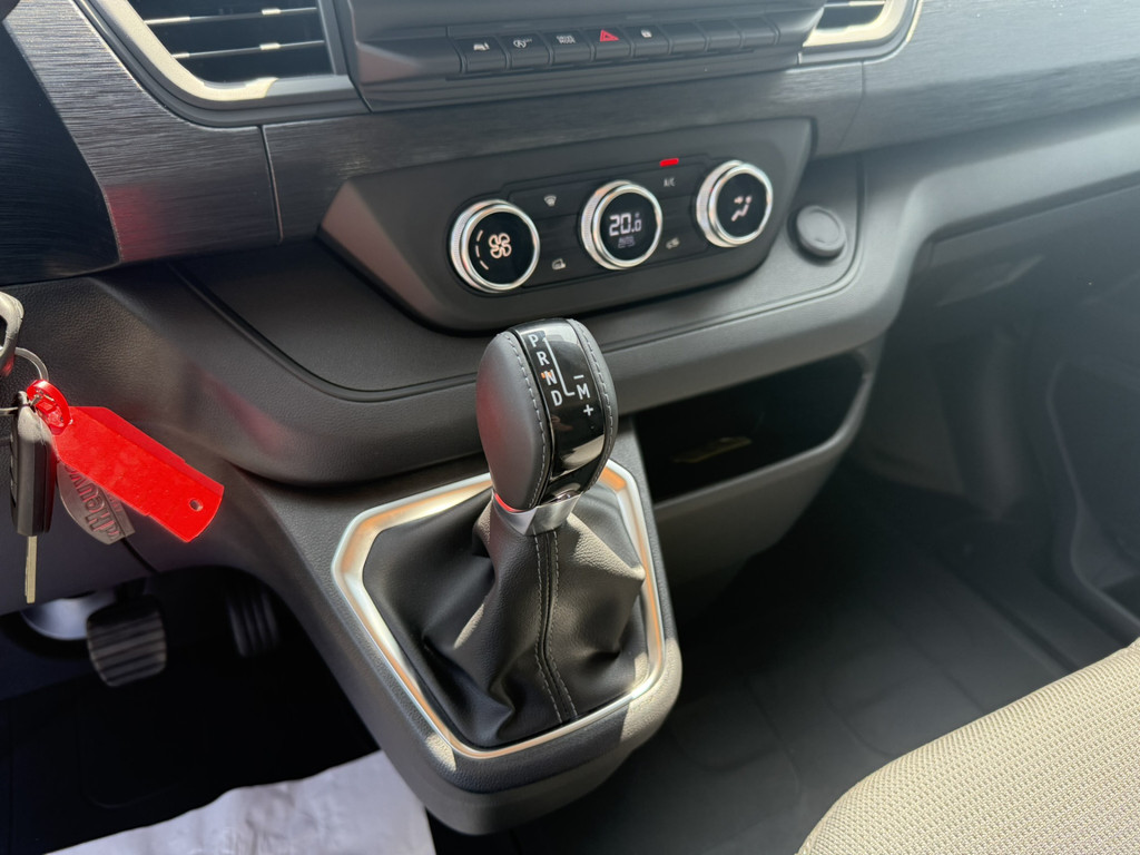 Renault Trafic 2.0 Blue dC1 150 EDC T30 L2H1 Advance 16