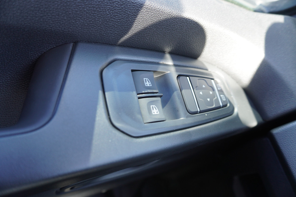 Renault Trafic 2.0 Blue dCi 130PK T29 L2H1 Start Dubbelcabine Nr. V017 | Airco | Apple CP/Android auto | trekhaak 19