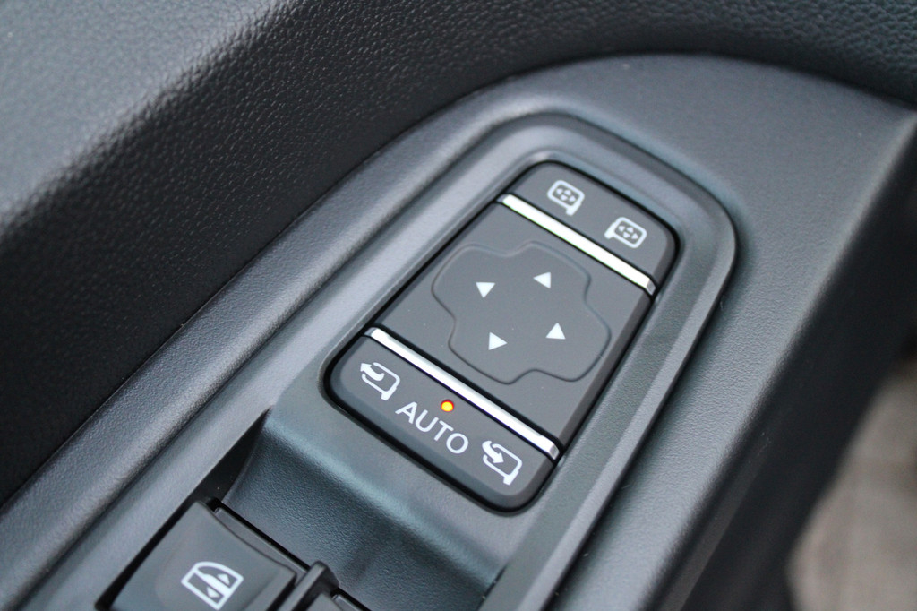 Renault Trafic 2.0 Blue dCi 130pk T30 L2H1 Advance - 2x Schuifdeur - Achteruitrijcamera - Carplay - Android - Allseason - Trekhaak - Rijklaar 16